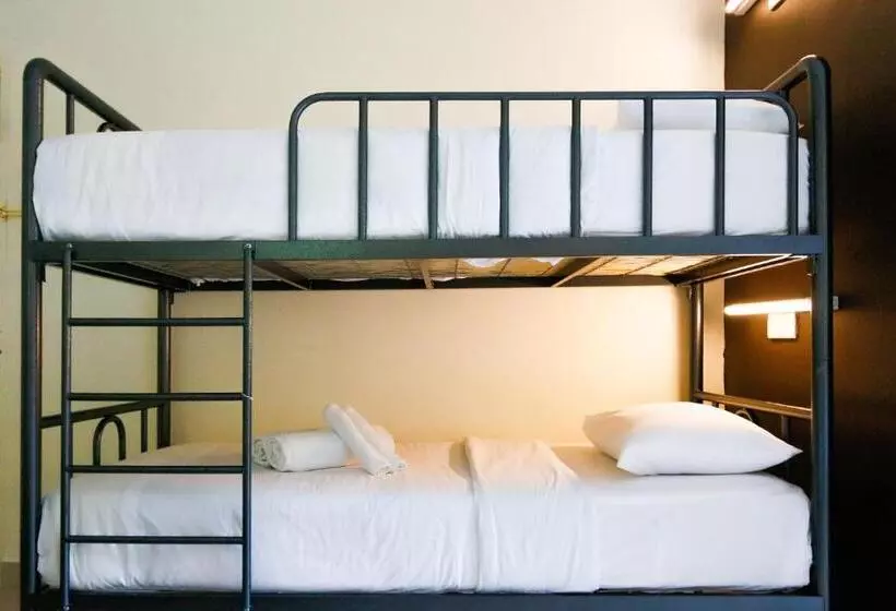 Hotelli Golden Lodge