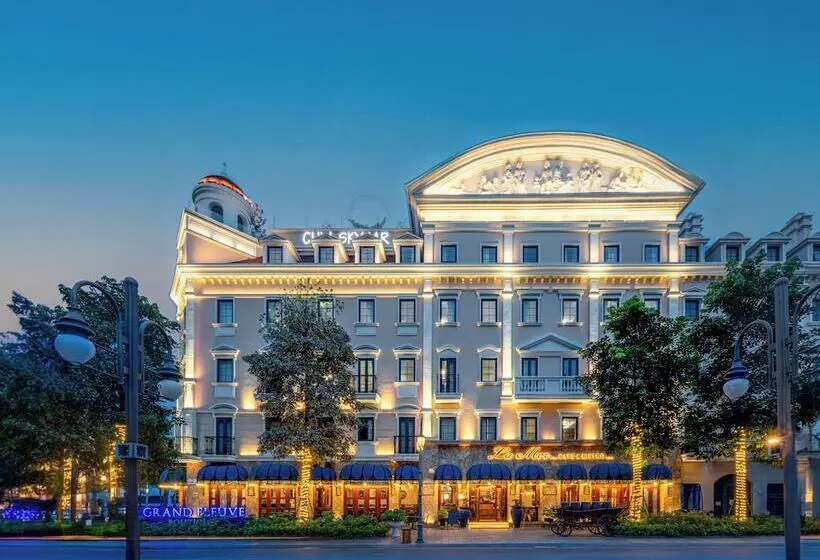 هتل Grand Fleuve Boutique