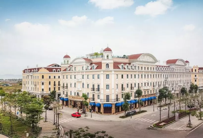 هتل Grand Fleuve Boutique