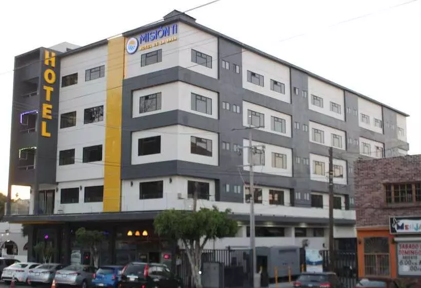 هتل Mision 11