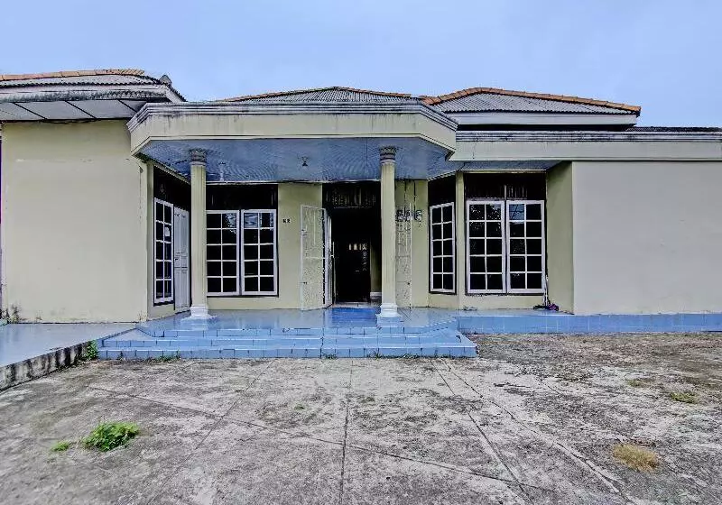 هتل Reddoorz Near Taman Polda Palembang