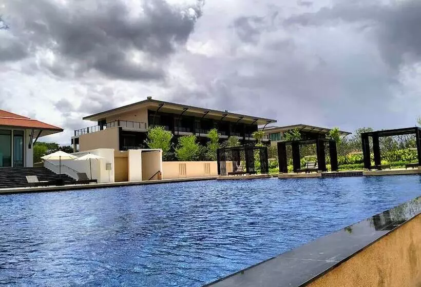 Sea Sand Sun Hua Hin By Jc Kevin Hotel & Resort