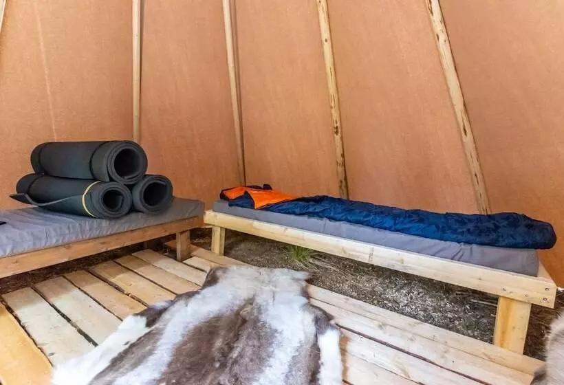 Karhunkierros Cabins & Huts