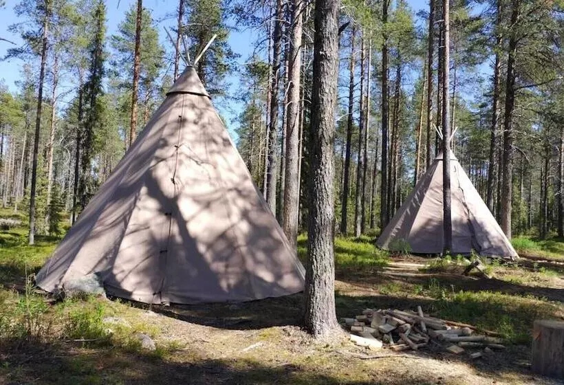 Karhunkierros Cabins & Huts
