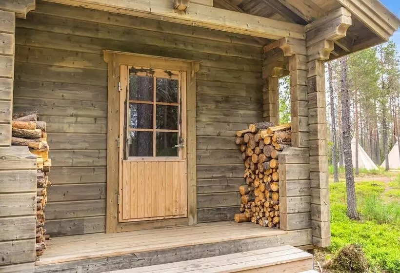 Karhunkierros Cabins & Huts