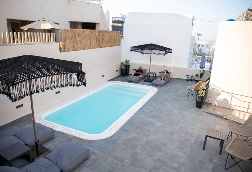 Pensió Aidani Luxurious Rooms