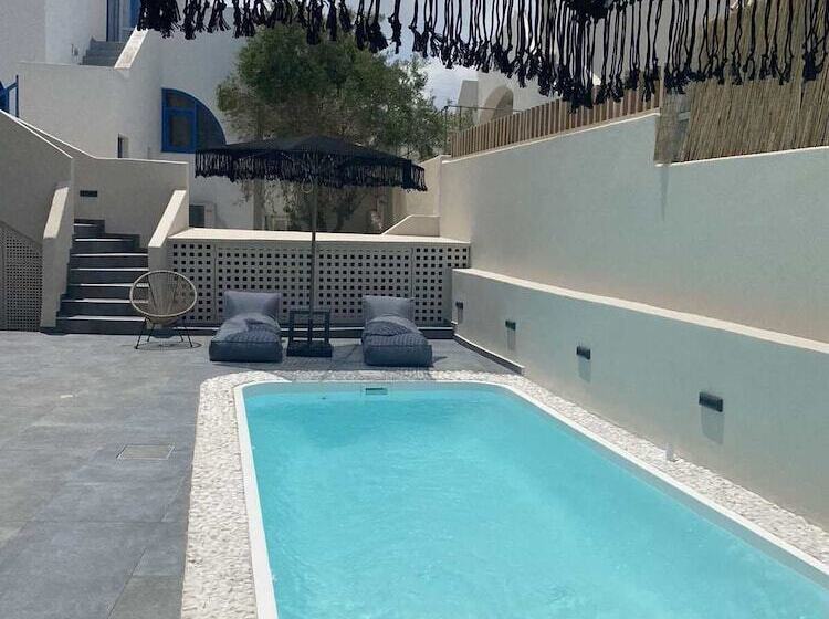 Pensió Aidani Luxurious Rooms