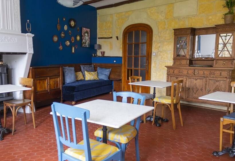 膳宿费 Maison Et Table D Hôtes Le Camélia Blanc