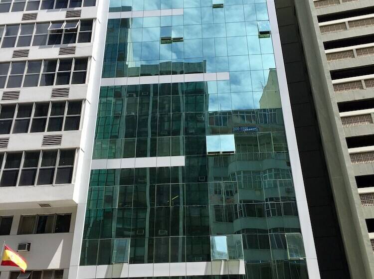 Hotelli Atlantico Travel Copacabana