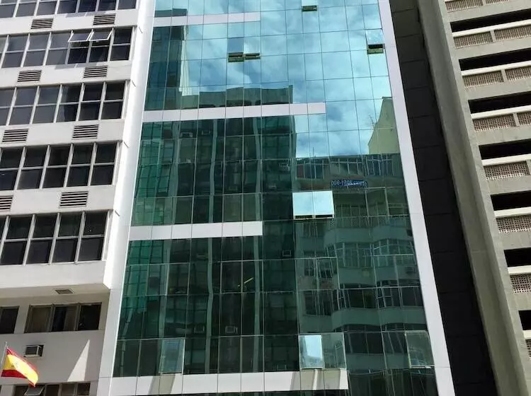 Hotelli Atlantico Travel Copacabana