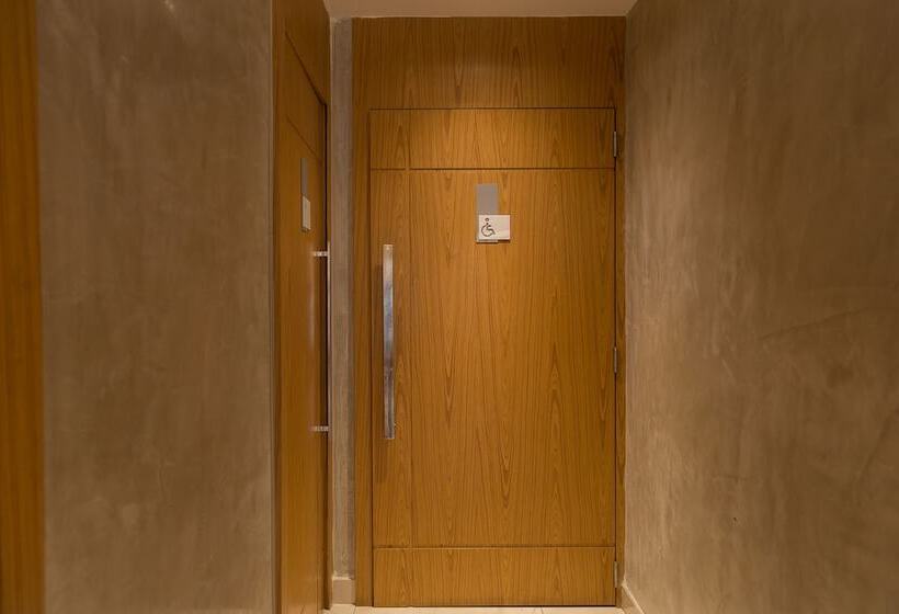 Hotelli Atlantico Travel Copacabana