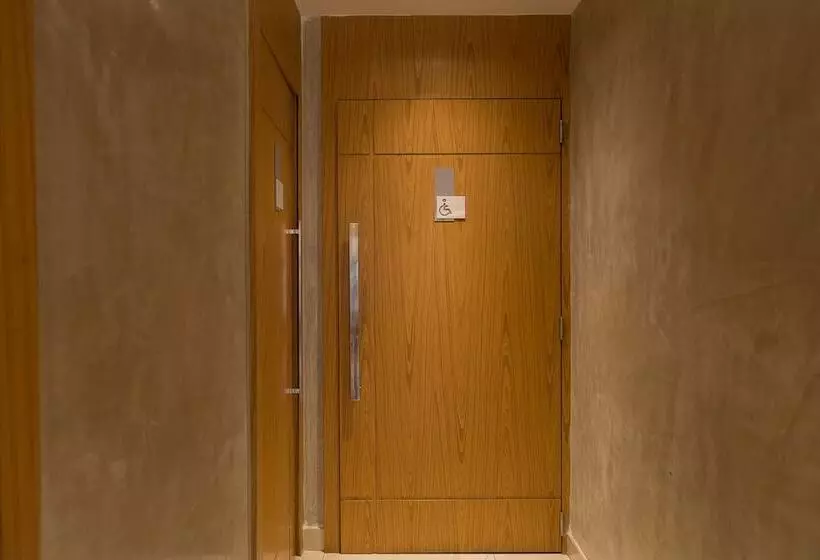 Hotelli Atlantico Travel Copacabana