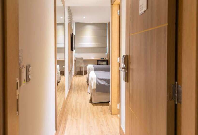 Hotelli Atlantico Travel Copacabana