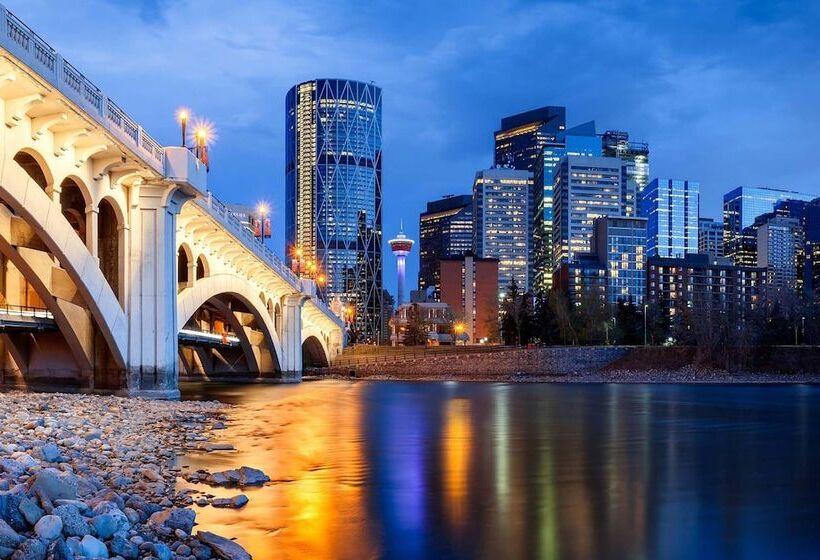 فندق Calgary Airport Marriott Interminal