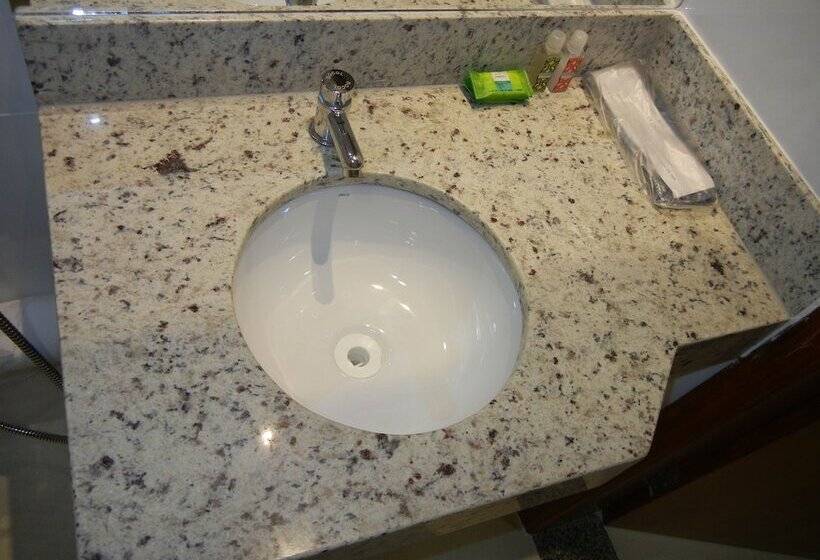 בית מלון כפרי Castro