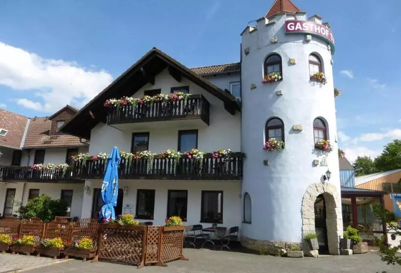 ホテル Gasthof Turm
