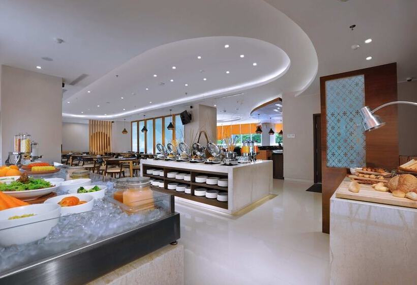 Szálloda Harper Mt Haryono By Aston