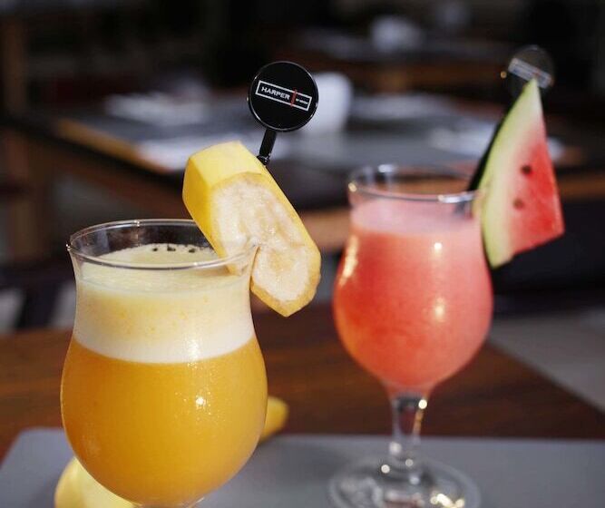 Szálloda Harper Mt Haryono By Aston