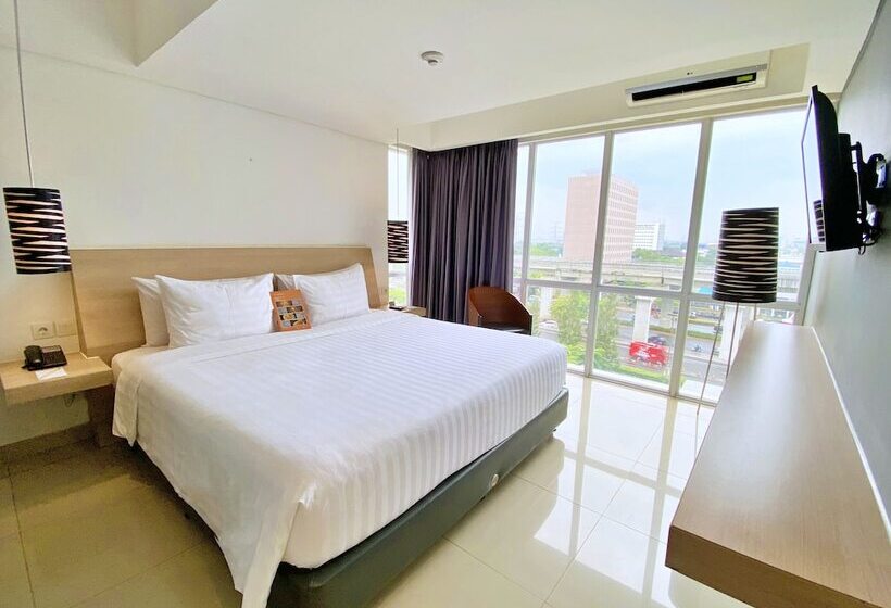 Szálloda Harper Mt Haryono By Aston