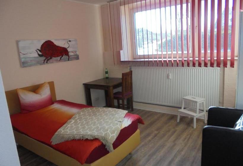 בית מלון כפרי Holstenhofgarni