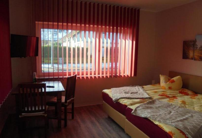 בית מלון כפרי Holstenhofgarni