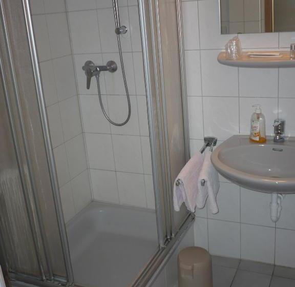 בית מלון כפרי Holstenhofgarni