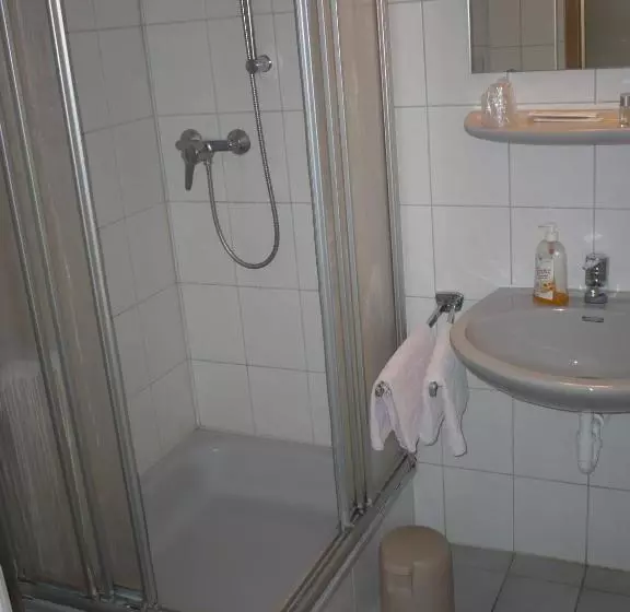 Hotelli Holstenhofgarni