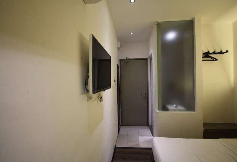 בית מלון כפרי Place2stay   Chinatown