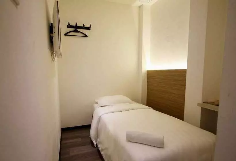 هتل Place2stay   Chinatown