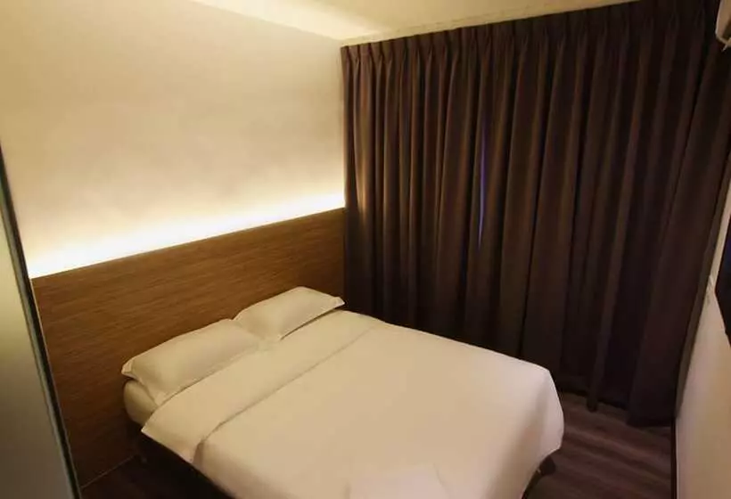 هتل Place2stay   Chinatown