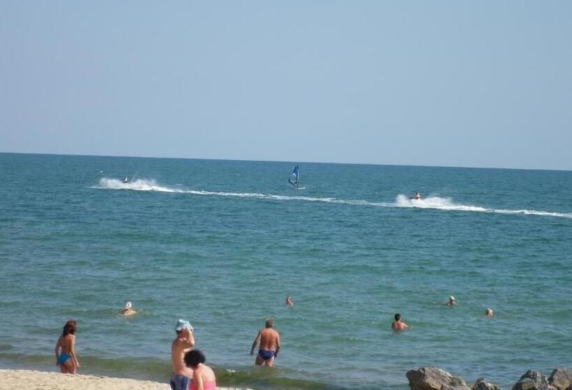 فندق Prestige Fort Beach  Full Board