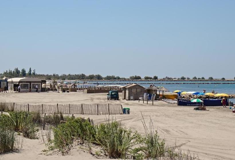 هتل Residence Ulysse Port Camargue