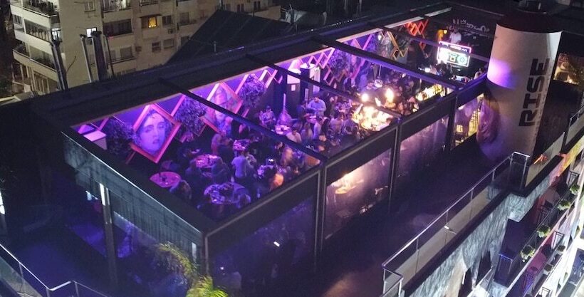 هتل Rise Street Art