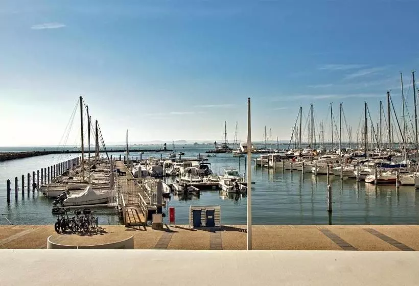 هتل Residence Ulysse Port Camargue