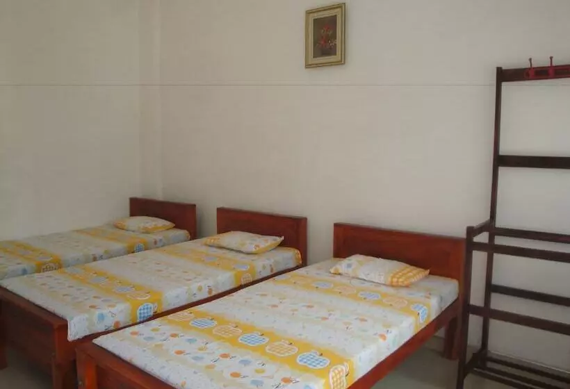 هتل The Green Guest House