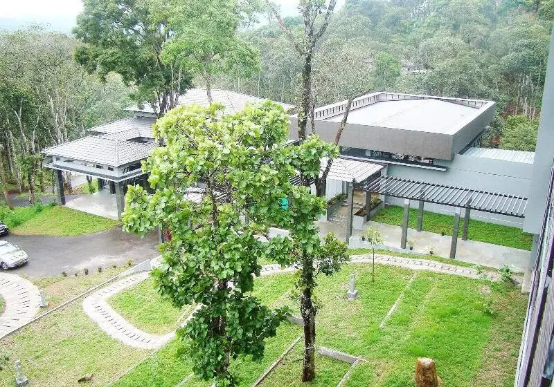 Hotelli The Mountain Courtyard Thekkady