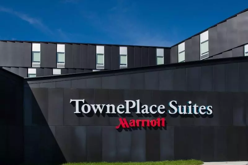 ホテル Towneplace Suites By Marriott Saskatoon