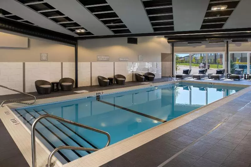 ホテル Towneplace Suites By Marriott Saskatoon