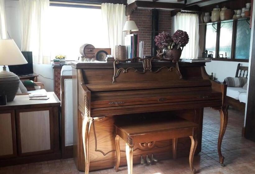 Kanpoeder   Adults Only