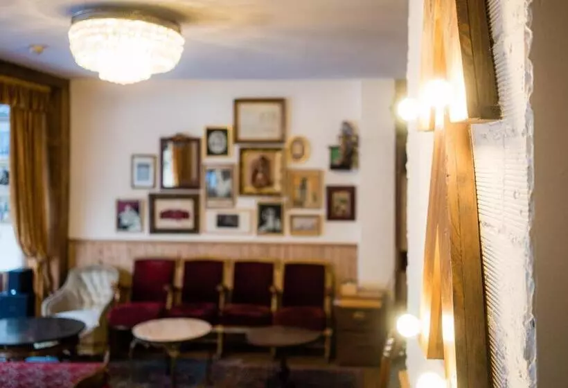 Pars Teatro Hostel