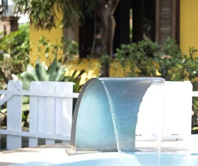 ペンション Pousada Jardim Porto Belo