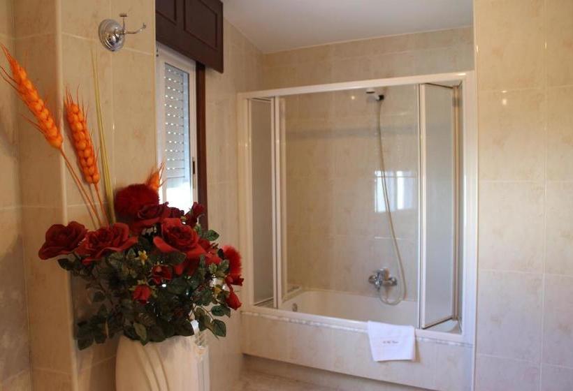 Пансион Pr ó Mesón Novo