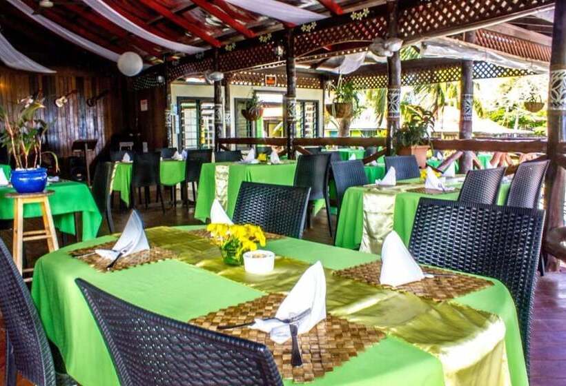 استراحتگاه Va I Moana Seaside Lodge