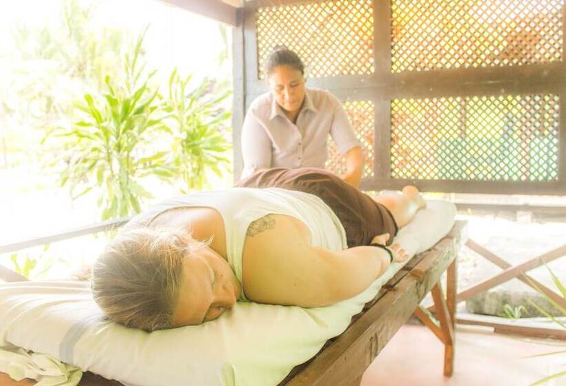 استراحتگاه Va I Moana Seaside Lodge