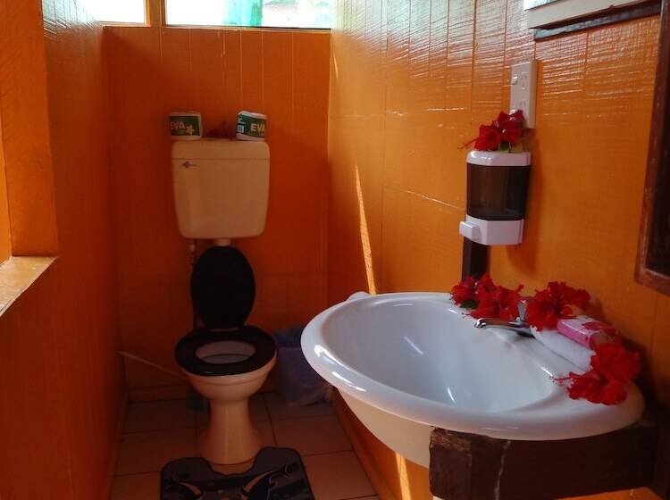 استراحتگاه Va I Moana Seaside Lodge