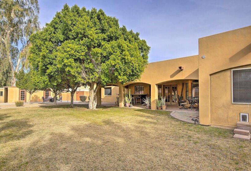 Tempe Escape W/ Patio & Bar   11 Mi To Phoenix!