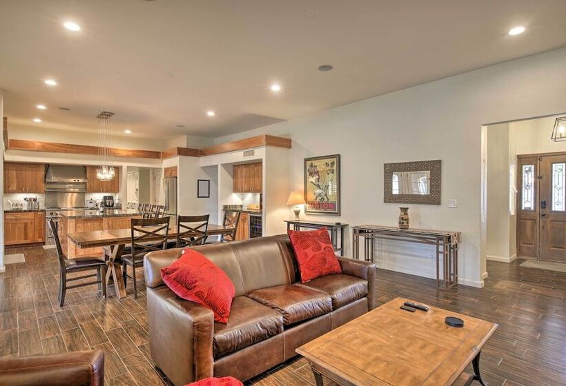 Tempe Escape W/ Patio & Bar   11 Mi To Phoenix!