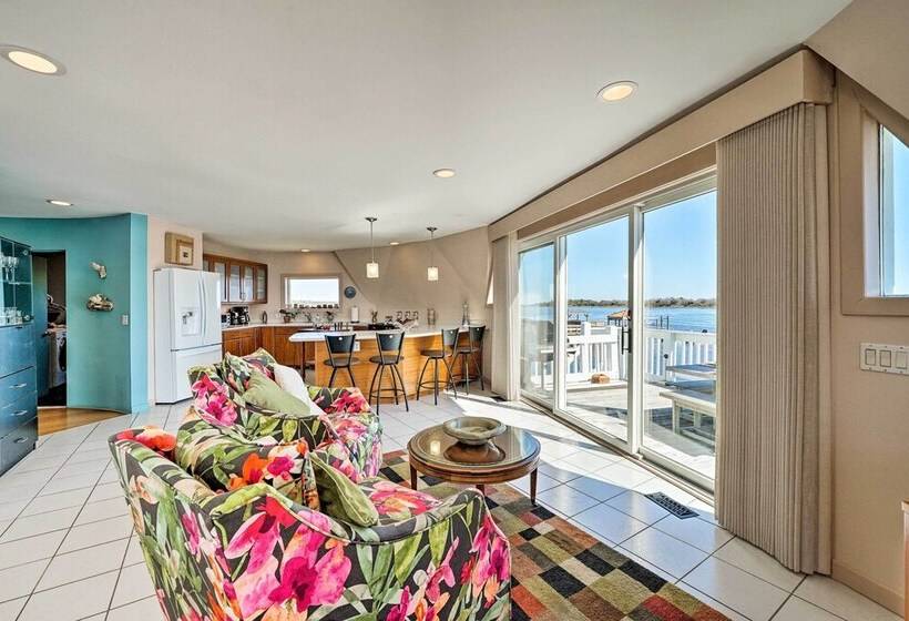 Atlantic Coast Dome Home Across From Sound W/ View