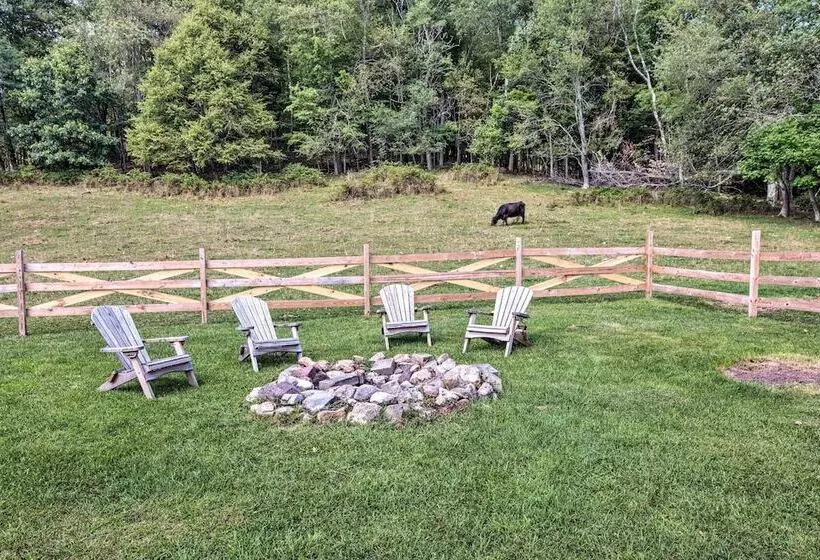 Authentic Cabin W/ Fire Pit Near Trout Fishing!