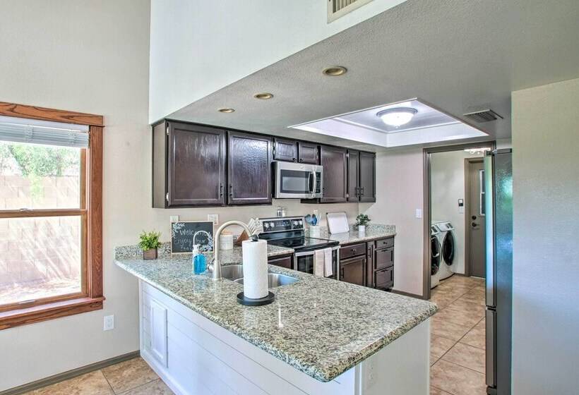 Bright Az Oasis W/ Fire Pit, Yard & Grill!